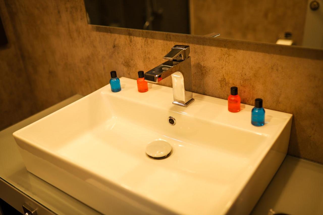 Petra Hotel Tuzla Istambul Extérieur photo